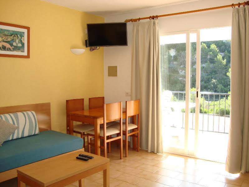 Apartamentos Alta Galdana Playa 卡拉加尔达纳 外观 照片