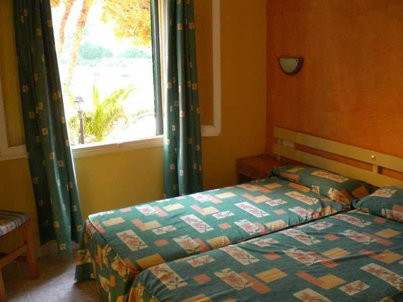 Apartamentos Alta Galdana Playa 卡拉加尔达纳 外观 照片